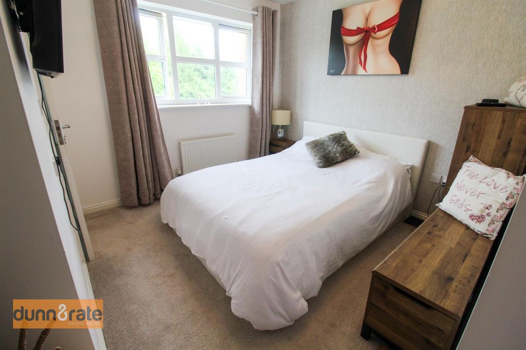 Additional image 8 of 3 bed town house for saleMoorefields View, Norton Heights, Stoke On Trent ST6