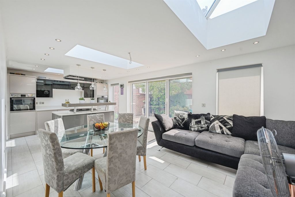 Additional image 2 of 3 bed detached house for saleSandfield Meadow, Lichfield WS13