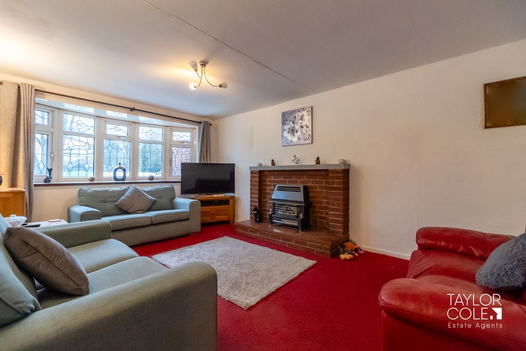 Additional image 2 of 3 bed detached bungalow for saleGlascote Road, Tamworth B77