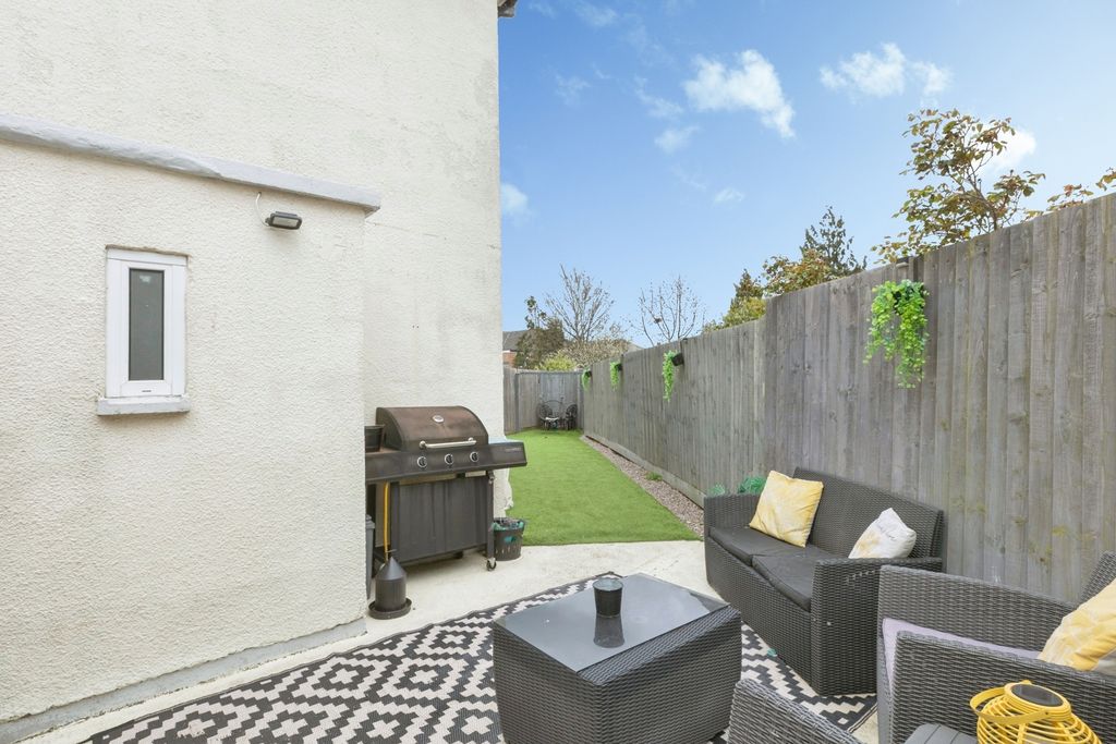 Additional image 17 of 3 bed semi-detached house for saleAylestone Drive, Leicester, Leicestershire LE2