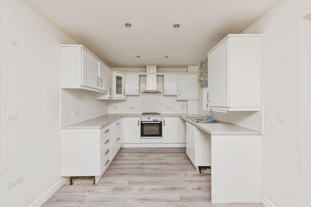 Additional image 4 of 3 bed end terrace house for saleLowes Drive, Tamworth B77