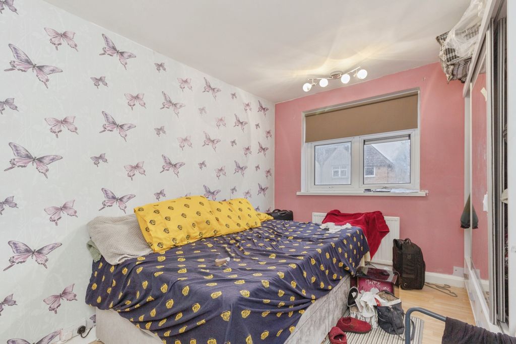 Additional image 10 of 5 bed semi-detached house for saleRedmarle Road, Leicester LE3