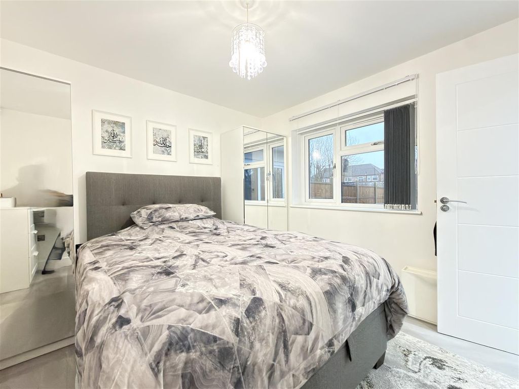 Additional image 6 of 4 bed semi-detached bungalow for saleSt. Ives Road, Leicester LE4