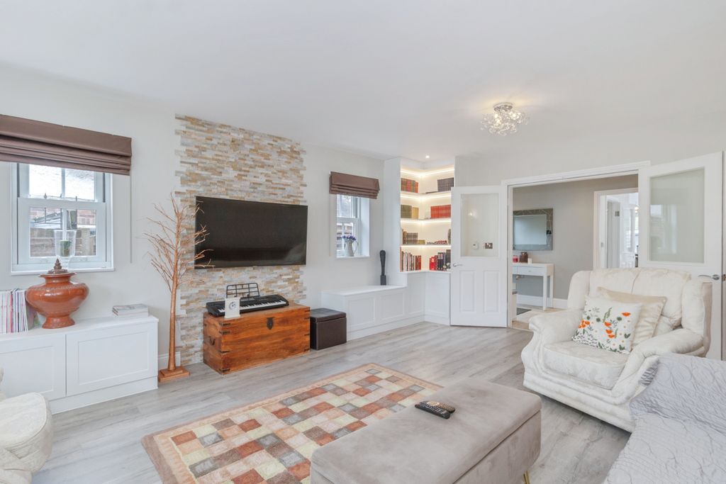 Additional image 2 of 5 bed detached house for saleLetchworth Road, Leicester LE3