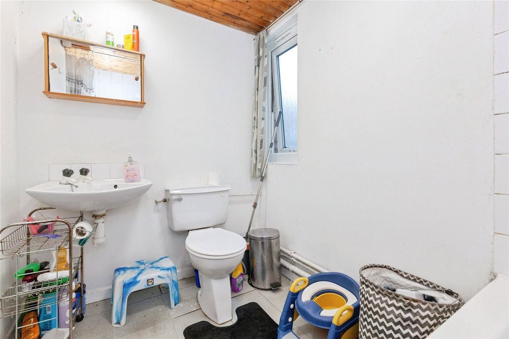 Additional image 11 of 1 bed flat for saleLondon Road, Leicester, Leicestershire LE2