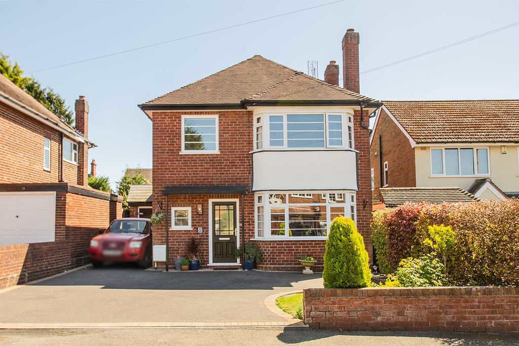 3 bed detached house for saleManor Avenue, Cannock WS11