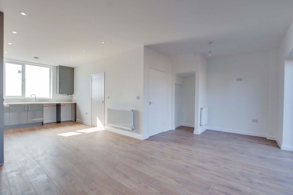 Additional image 7 of 3 bed terraced house for saleGipsy Lane, Leicester LE4