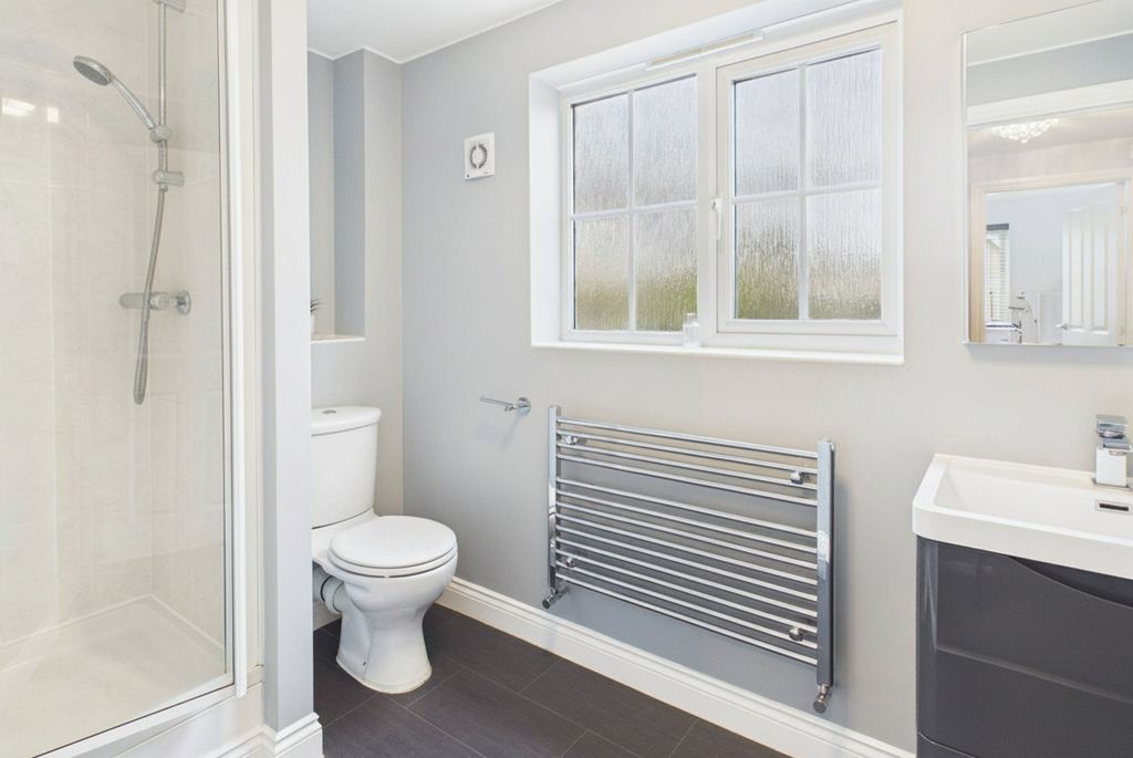 Additional image 17 of 5 bed town house for saleBarlow Avenue, Glascote, Tamworth B77