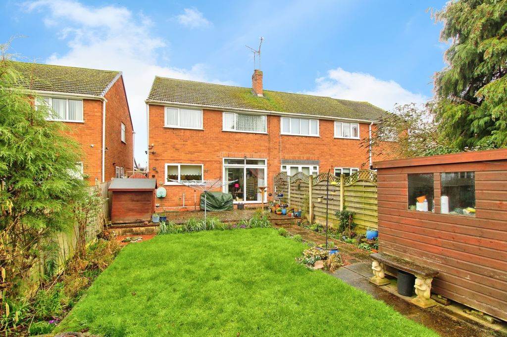 Additional image 15 of 3 bed semi-detached house for saleBrook Street, Kingswinford DY6