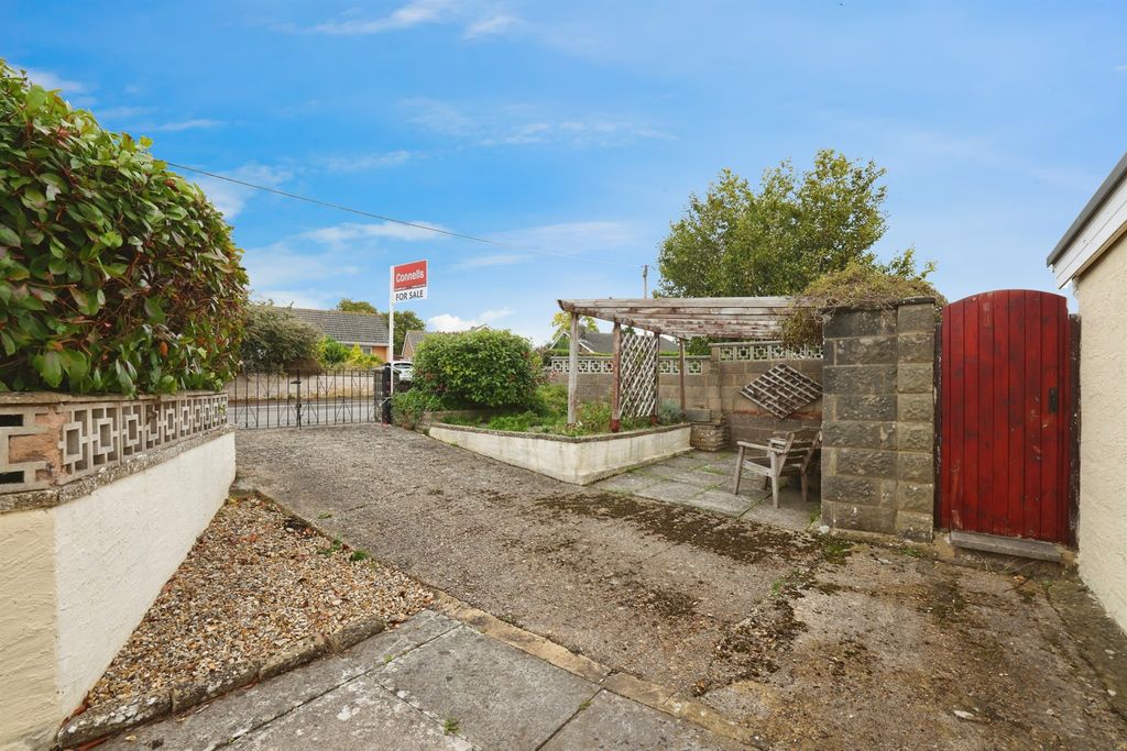 Additional image 3 of 3 bed detached bungalow for saleKitchener Road, Amesbury, Salisbury SP4