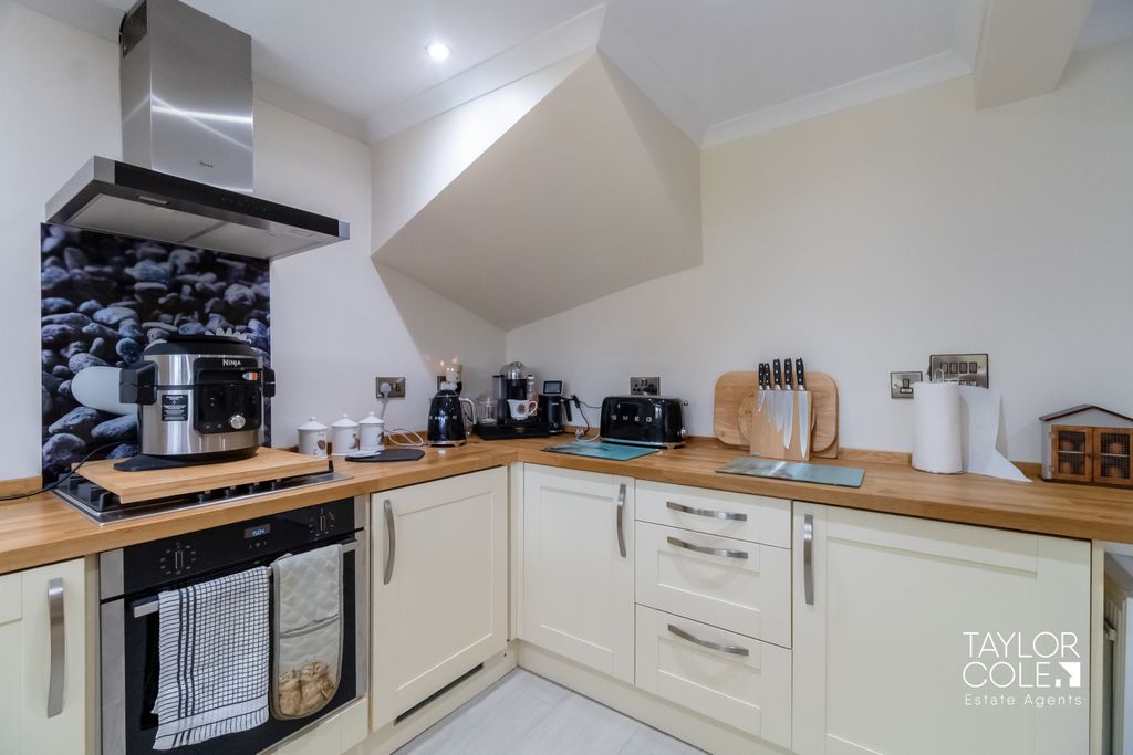 Additional image 7 of 3 bed semi-detached house for saleParbury, Dosthill, Tamworth B77