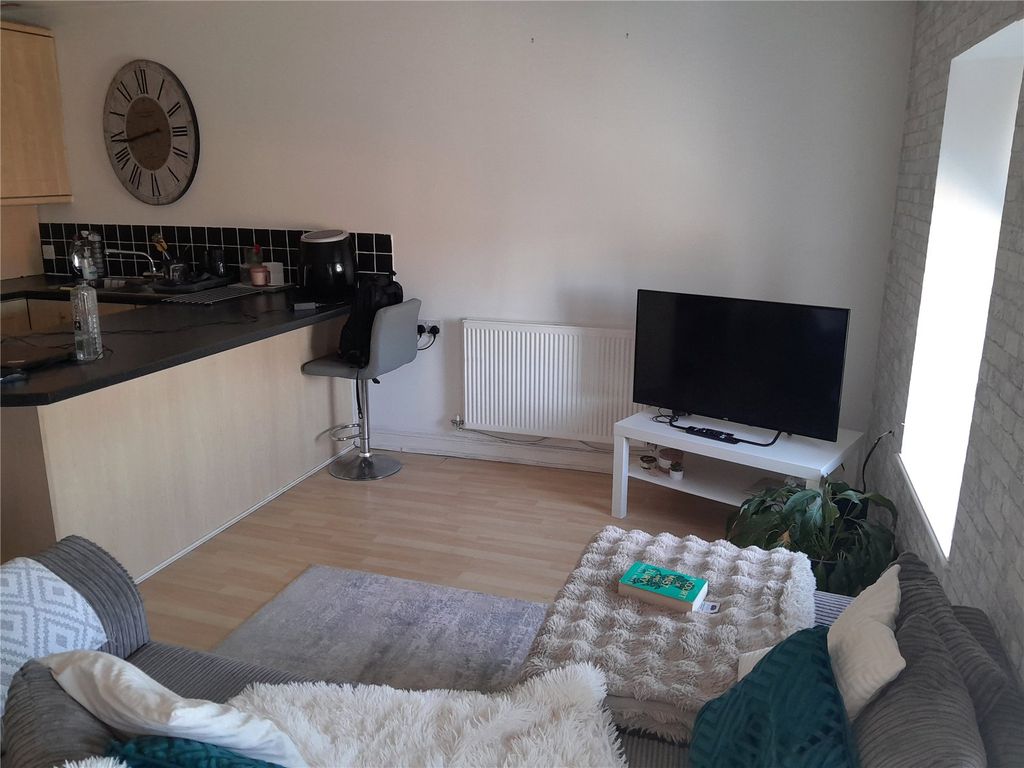 Additional image 6 of 1 bed flat for saleTamworth Road, Kingsbury, Tamworth B78