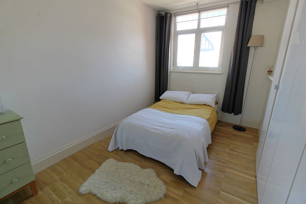 Additional image 17 of 5 bed semi-detached house for saleMeadhurst Road, Western Park, Leicester LE3