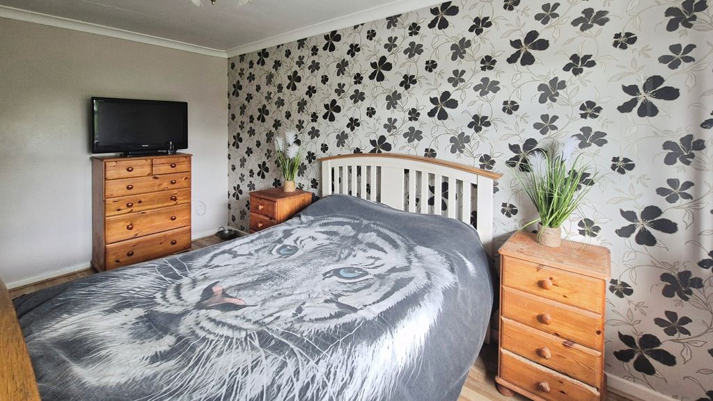 Additional image 11 of 3 bed semi-detached house for saleDane Gardens, Stoke-On-Trent ST7