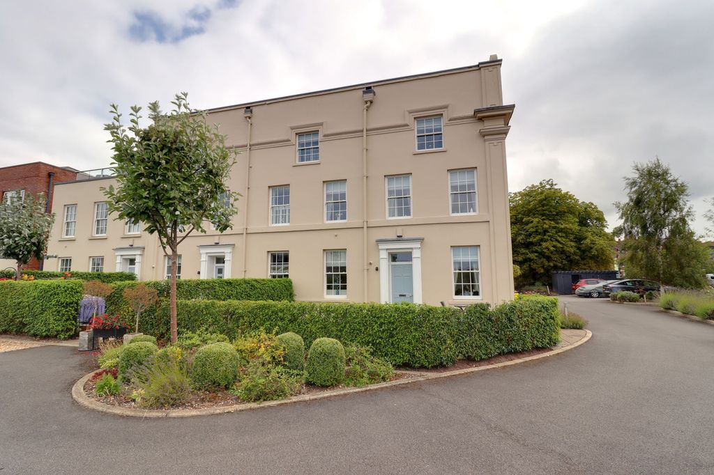 Additional image 12 of 2 bed mews for saleLichfield Road, Stafford ST17