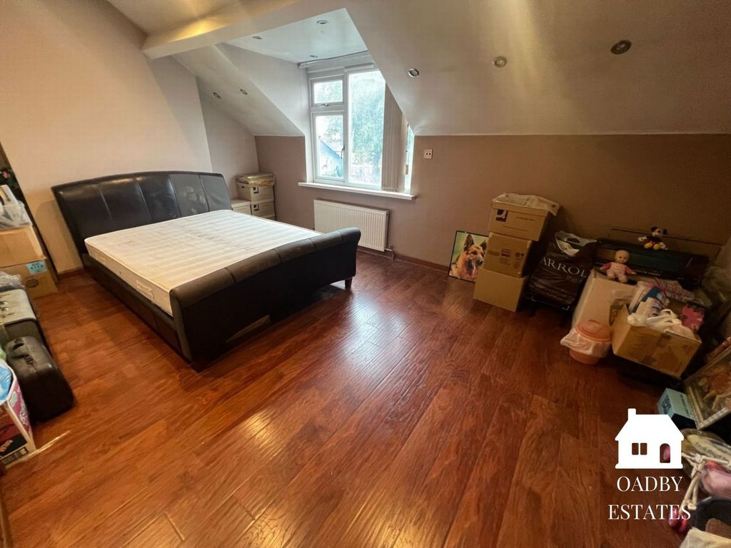 Additional image 5 of 5 bed town house for saleFosse Road North, Leicester LE3