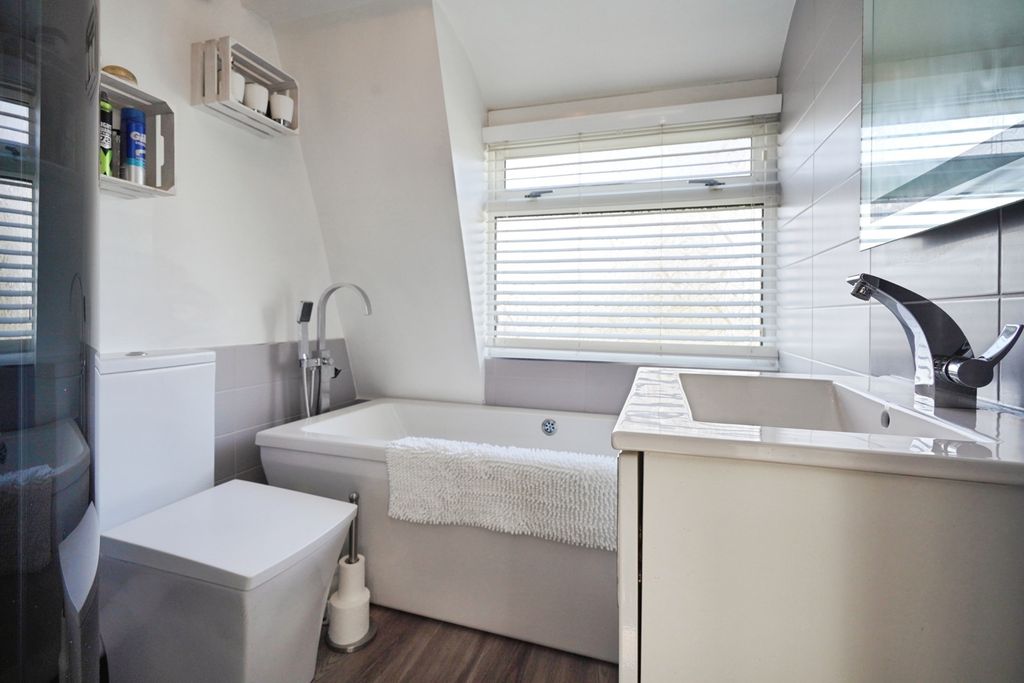 Additional image 17 of 3 bed semi-detached house for saleJordan Avenue, Stretton, Burton-On-Trent, Staffordshire DE13