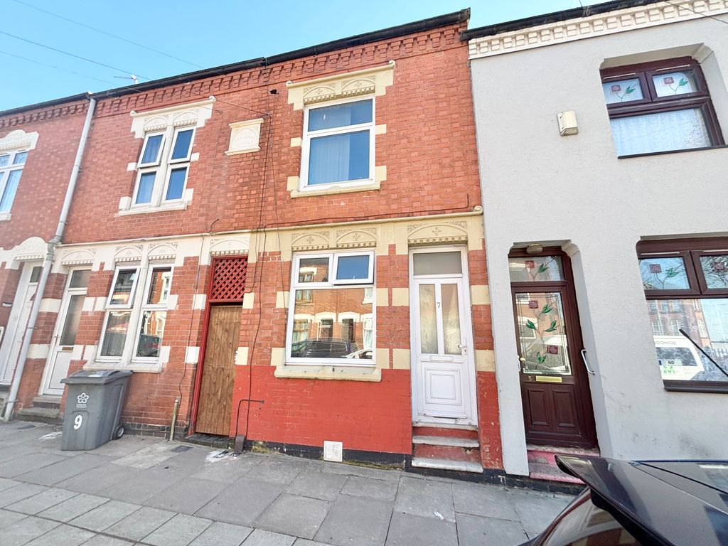 3 bed terraced house for saleSherrard Road, Leicester LE5