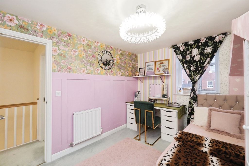 Additional image 10 of 3 bed semi-detached house for saleBrookes Crescent, Hugglescote, Coalville LE67