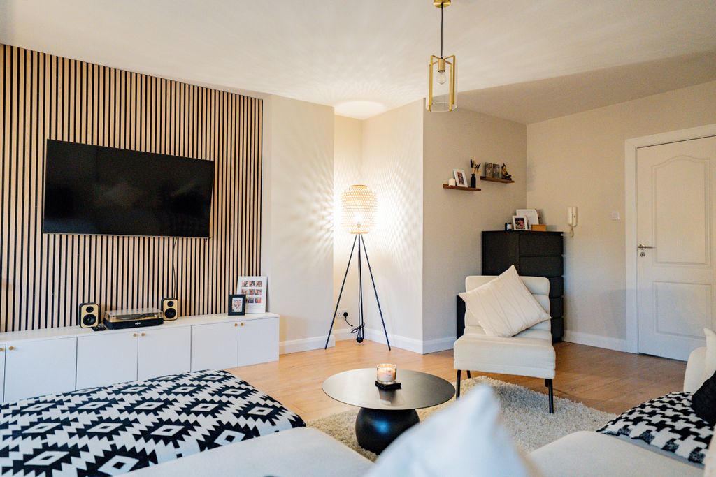 Additional image 8 of 2 bed flat for saleFlat 1, The Waterfront, 2 Duns Lane, Leicester, Leicestershire LE3