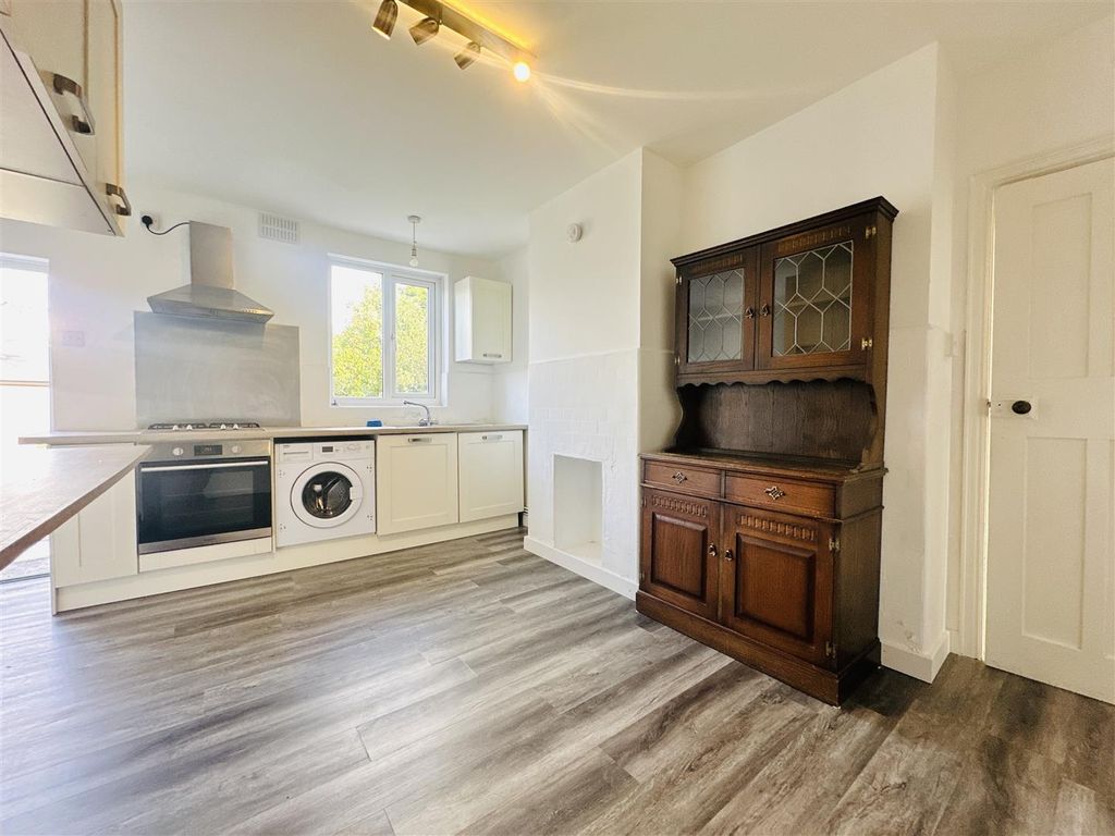 Additional image 8 of 2 bed semi-detached bungalow for saleLoughborough Road, Birstall, Leicester LE4