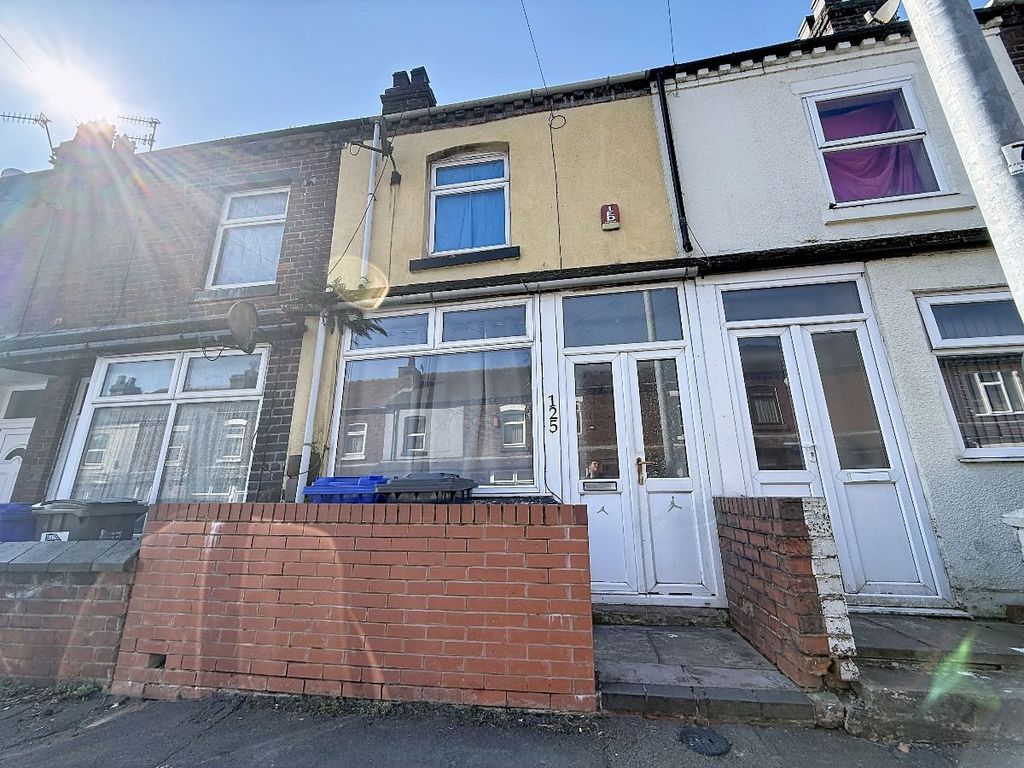 2 bed terraced house for saleKing William Street, Tunstall, Stoke-On-Trent, Staffordshire ST6