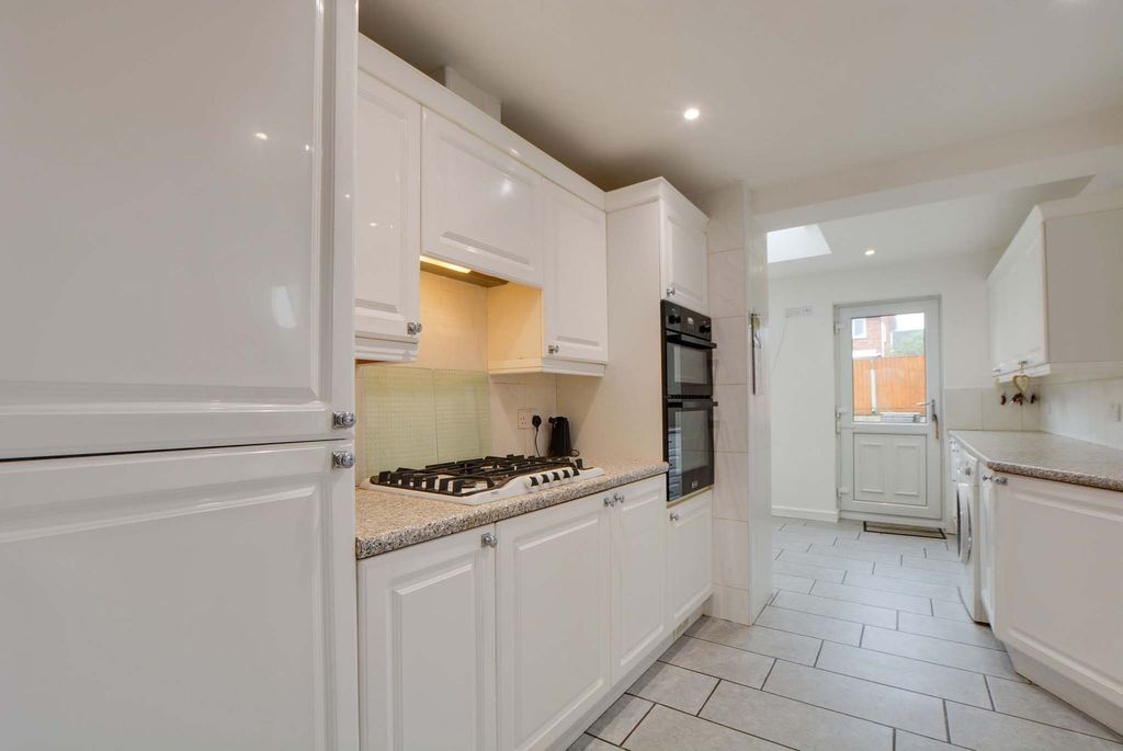 Additional image 9 of 3 bed semi-detached house for saleWinslow Drive, Wigston, Leicester LE18