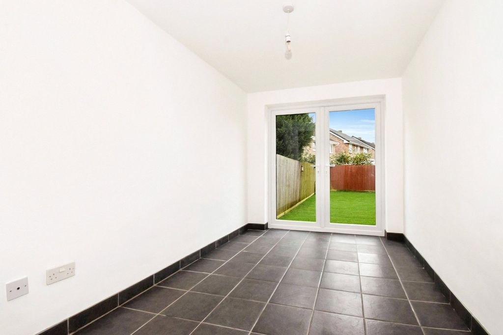 Additional image 16 of 3 bed semi-detached house for saleAcorn Way, Wigston, Leicestershire LE18