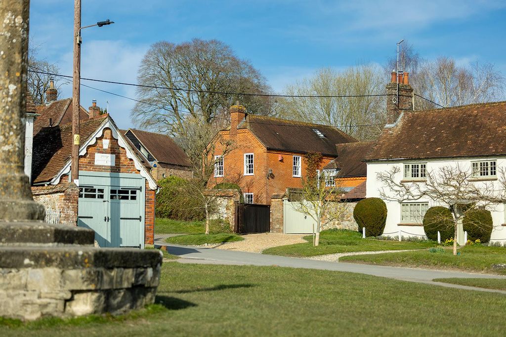 Additional image 4 of 4 bed detached house for saleThe Green, Aldbourne, Marlborough, Wiltshire SN8
