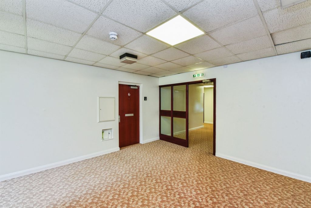 Additional image 13 of 2 bed flat for saleLangley Road, Chippenham SN15