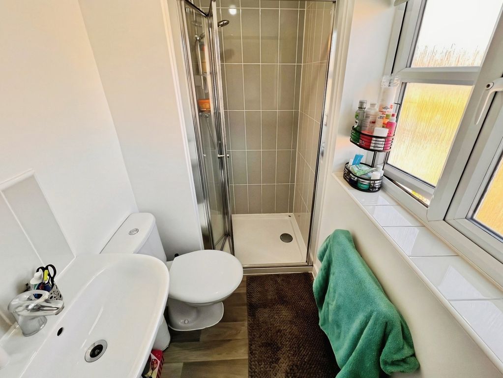 Additional image 11 of 3 bed detached house for saleCascade Close, Burton-On-Trent, Staffordshire DE14