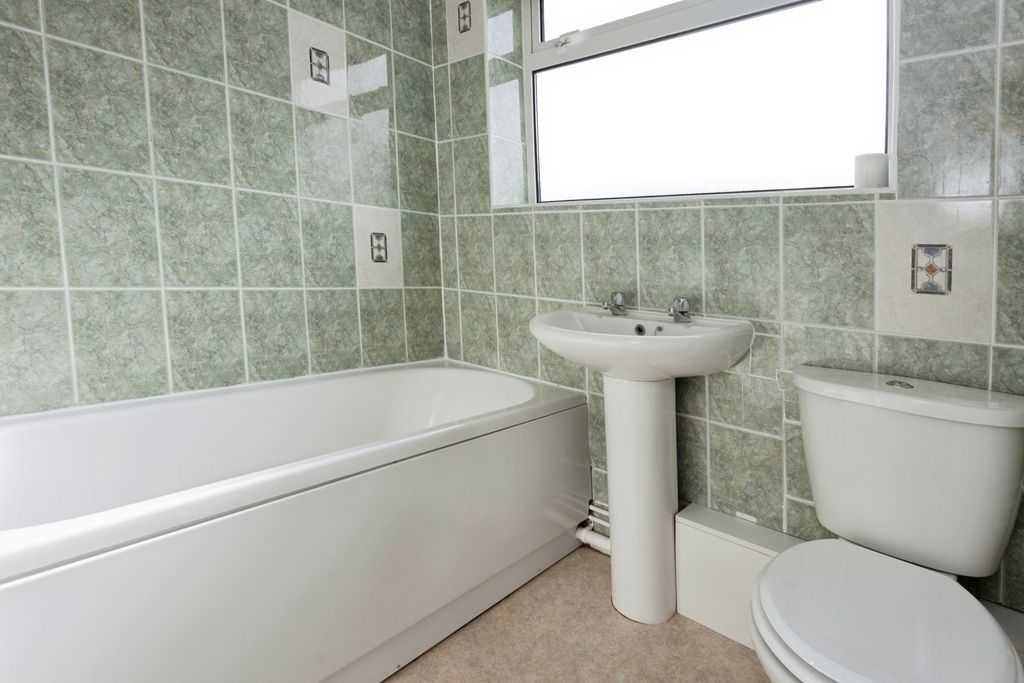 Additional image 16 of 3 bed semi-detached house for saleSwithland Close, Loughborough, Leicestershire LE11