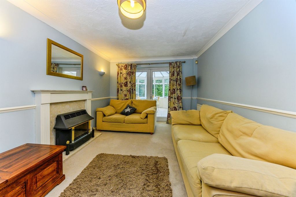 Additional image 2 of 4 bed detached house for salePrimrose Way, Stamford PE9