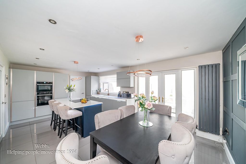 Additional image 9 of 3 bed detached house for saleRumer Hill Road, Cannock WS11