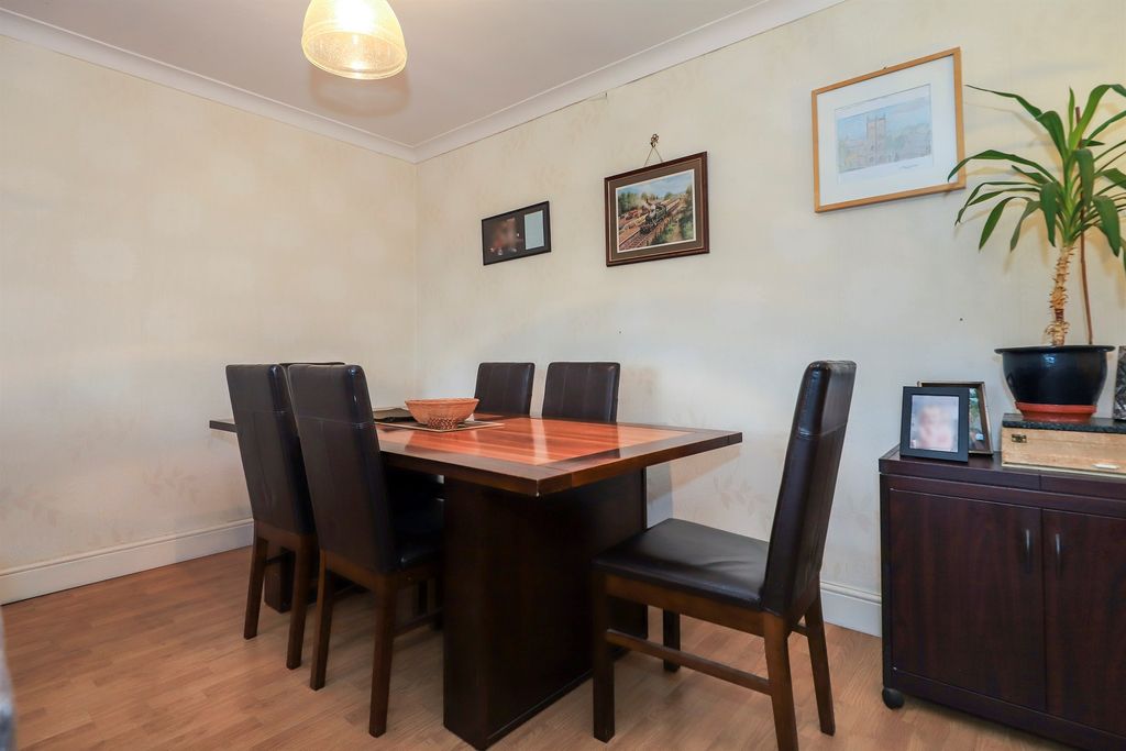 Additional image 14 of 3 bed detached house for saleWheathill Close, Wolverhampton WV4