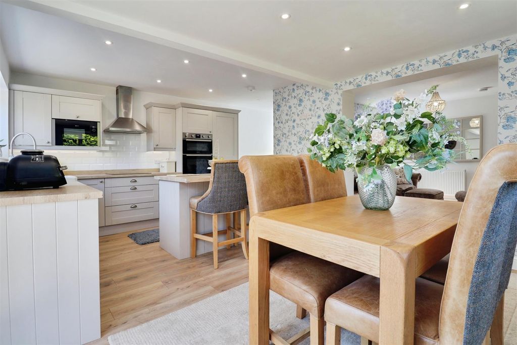 Additional image 5 of 3 bed semi-detached bungalow for saleAbbots Way, Newcastle ST5