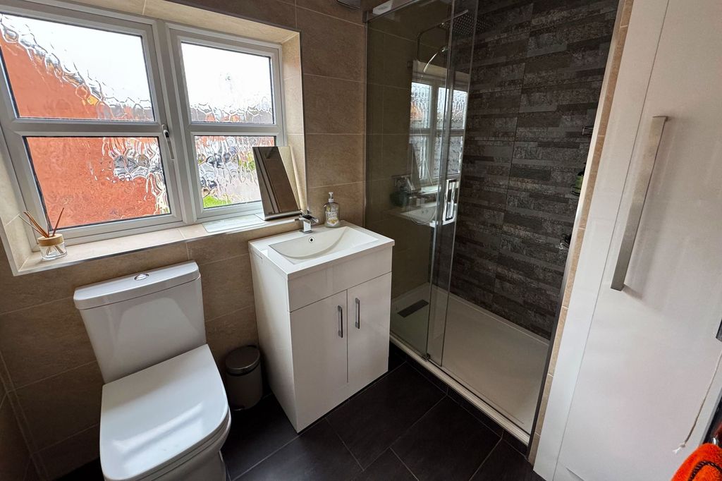 Additional image 11 of 4 bed detached house for saleColumbine Road, Hamilton LE5