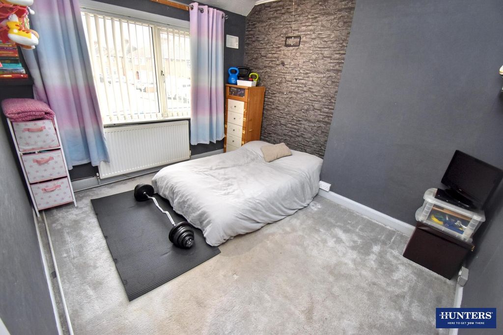 Additional image 9 of 3 bed semi-detached house for saleOakleigh Avenue, Glen Parva, Leicester LE2