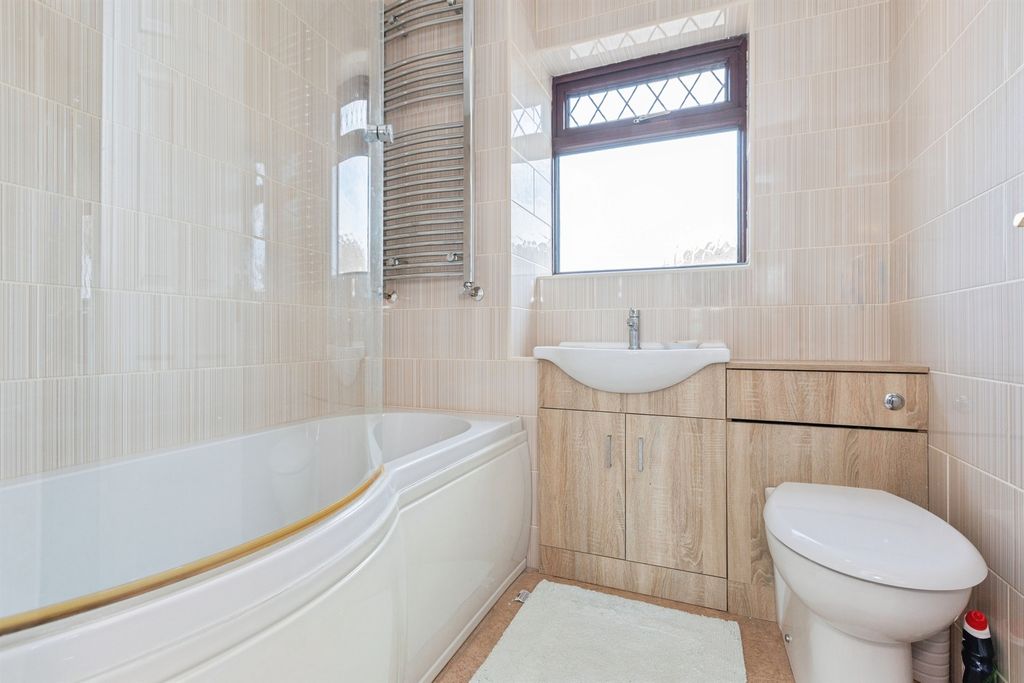 Additional image 17 of 3 bed detached house for saleTrafalgar Way, Glen Parva, Leicester LE2