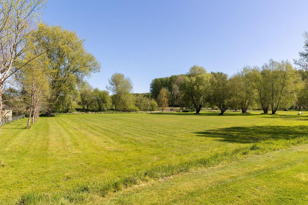 Additional image 4 of 5 bed detached house for saleNewtown, Ramsbury, Marlborough, Wiltshire SN8