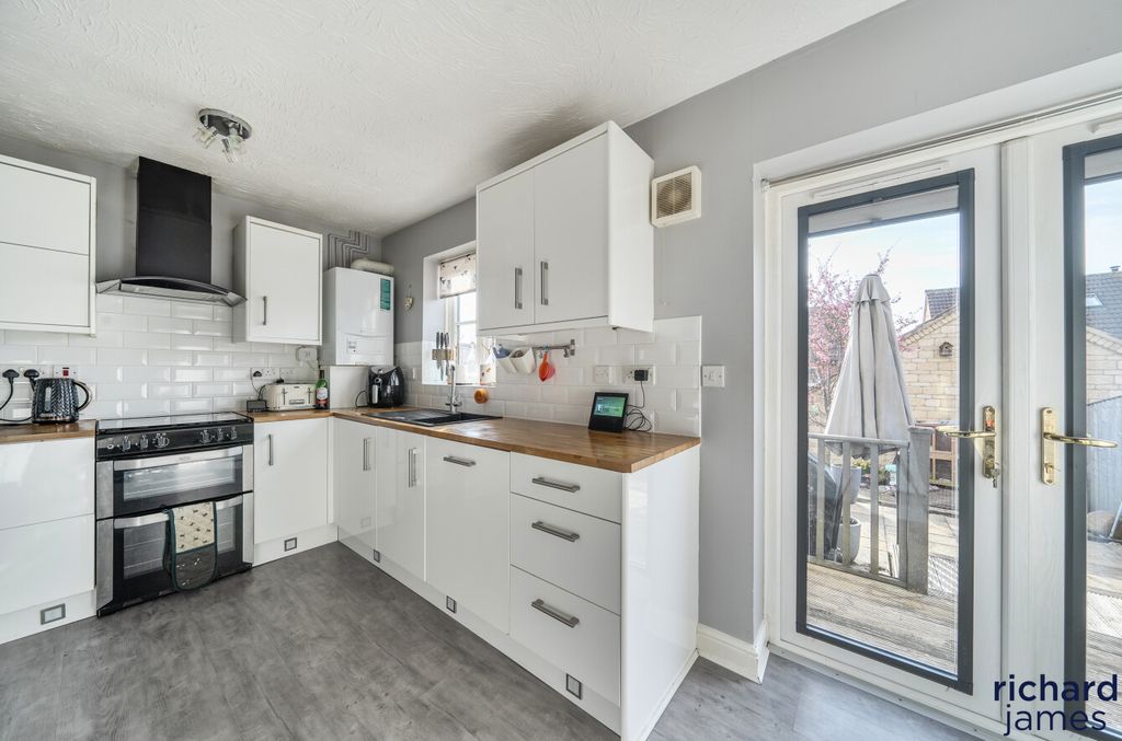 Additional image 4 of 4 bed detached house for saleSkew Bridge Close, Royal Wootton Bassett SN4