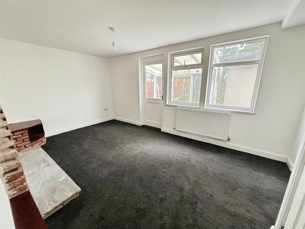 Additional image 8 of 3 bed semi-detached house for saleStretton Road, Newcastle ST5