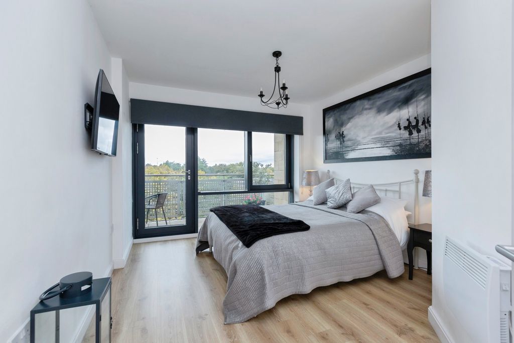 Additional image 5 of 2 bed flat for saleBath Lane, Leicester, Leicestershire LE3