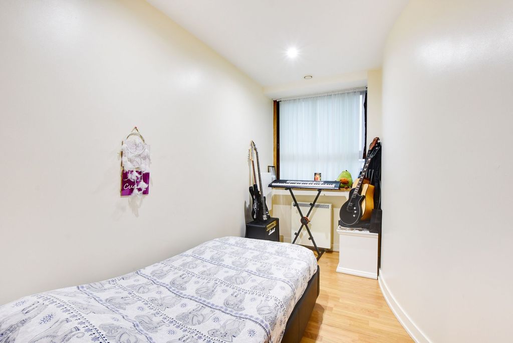 Additional image 9 of 2 bed flat for saleLee Circle, City Centre, Leicester LE1