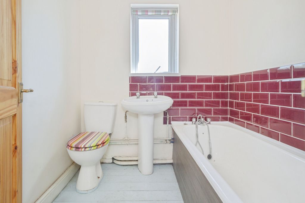 Additional image 6 of 2 bed end terrace house for saleFlamborough Road, Leicester LE5