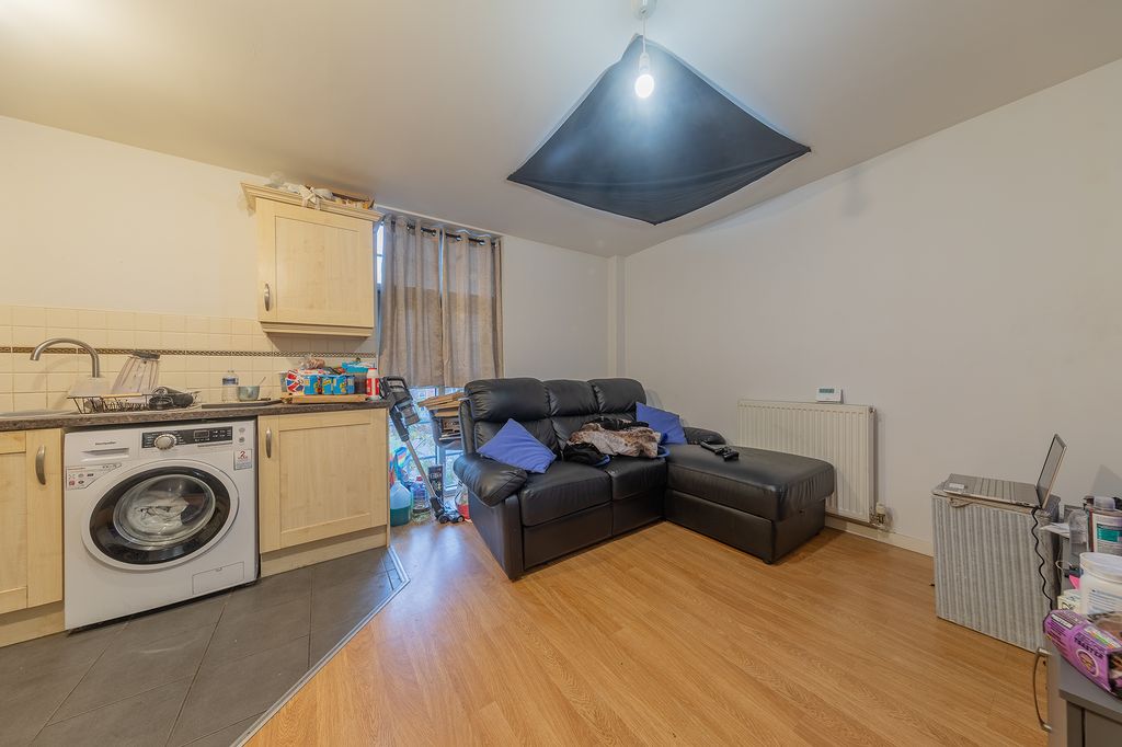 Additional image 2 of 2 bed flat for saleCaxton Court, Burton Upon Trent DE14