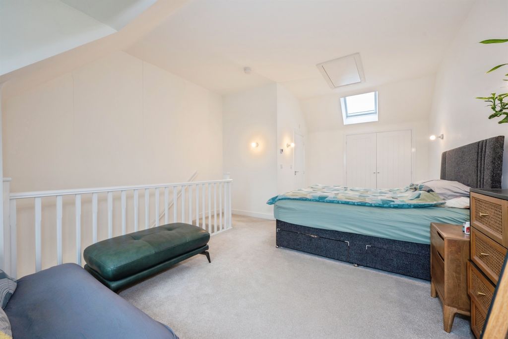 Additional image 9 of 3 bed semi-detached house for saleGallimore Drive, Lichfield WS14