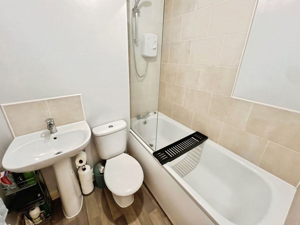 Additional image 14 of 3 bed detached house for saleCascade Close, Burton-On-Trent, Staffordshire DE14