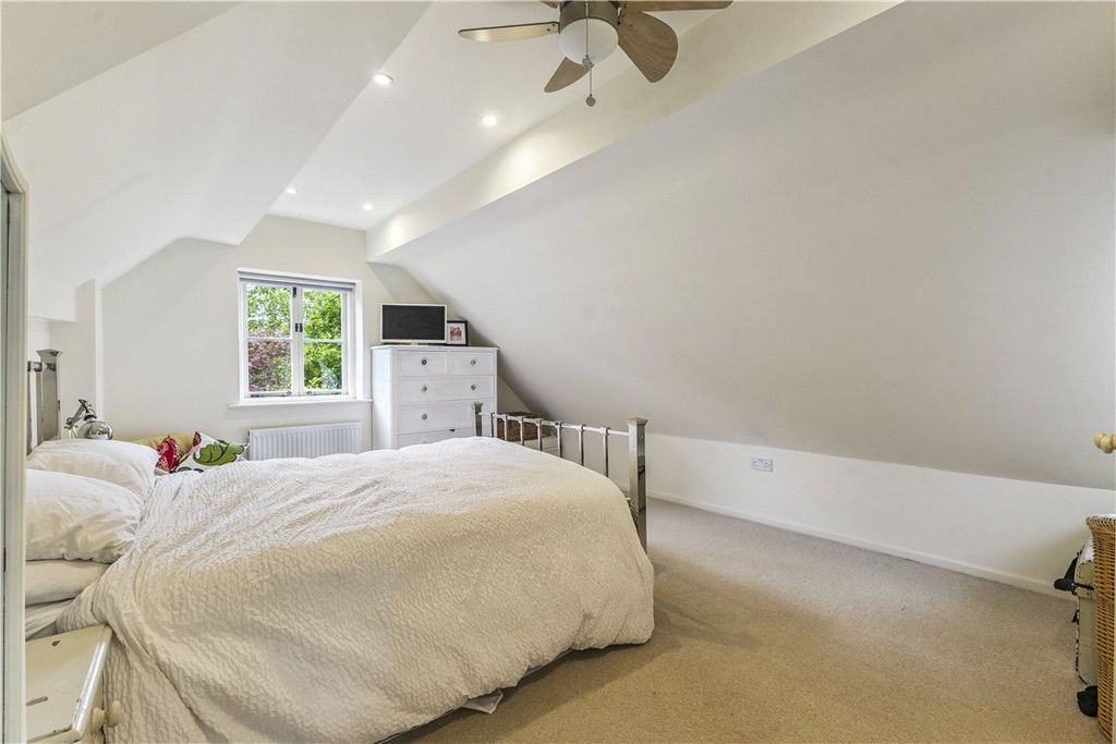 Additional image 12 of 3 bed end terrace house for saleCrooked Corner, Aldbourne, Marlborough, Wiltshire SN8