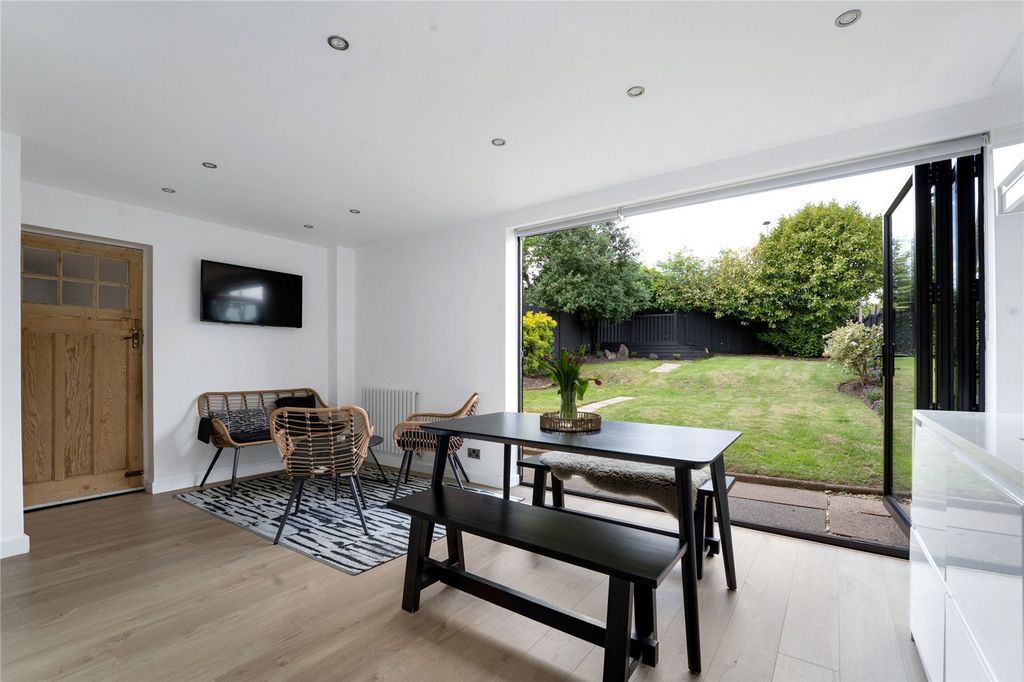 Additional image 6 of 3 bed semi-detached house for saleDorchester Road, Western Park, Leicester LE3